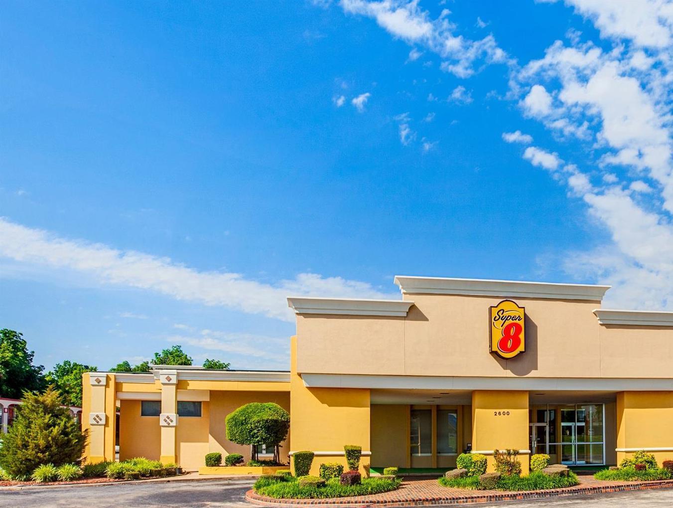 Hotel Super 8 By Wyndham Norman Exterior foto