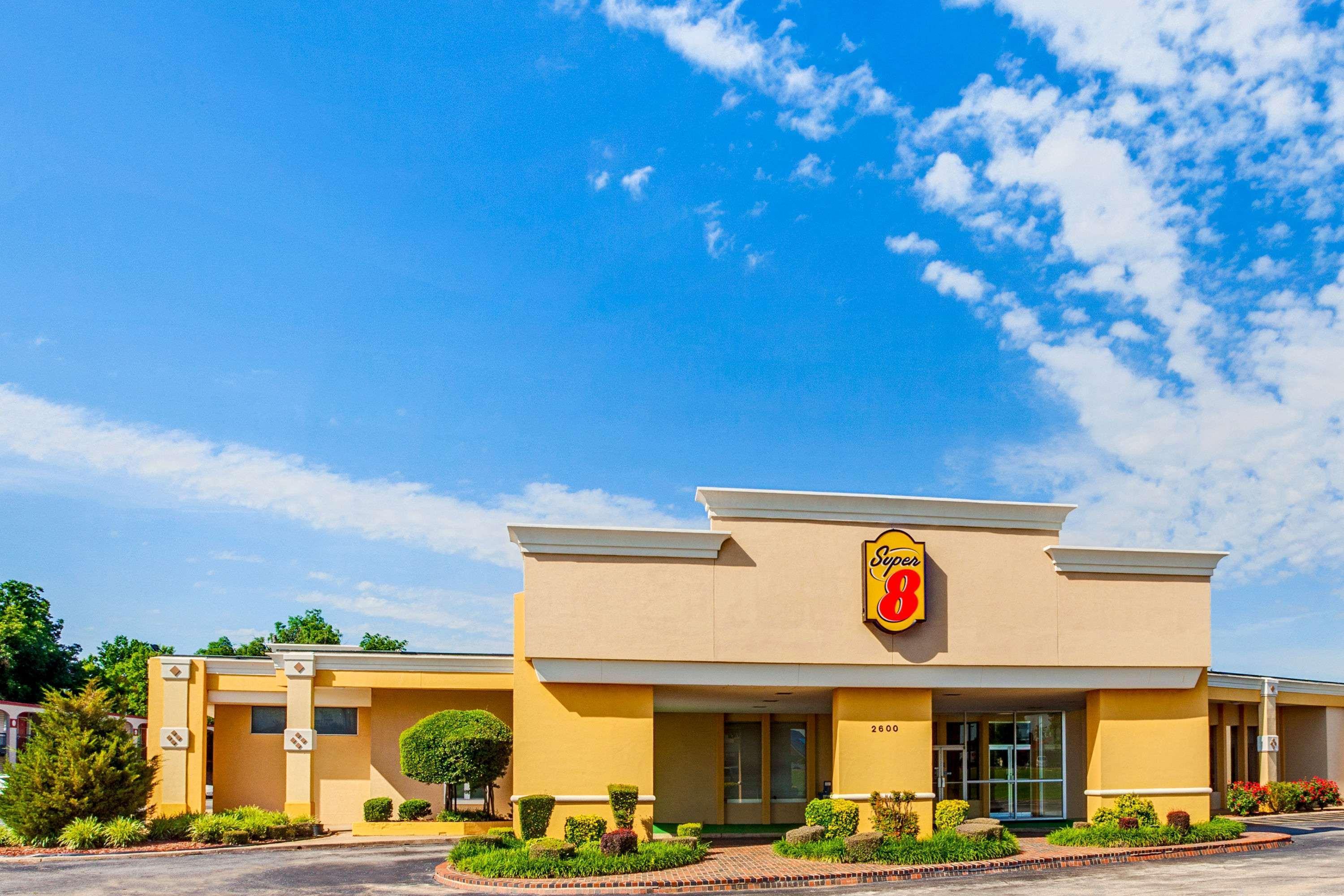 Hotel Super 8 By Wyndham Norman Exterior foto